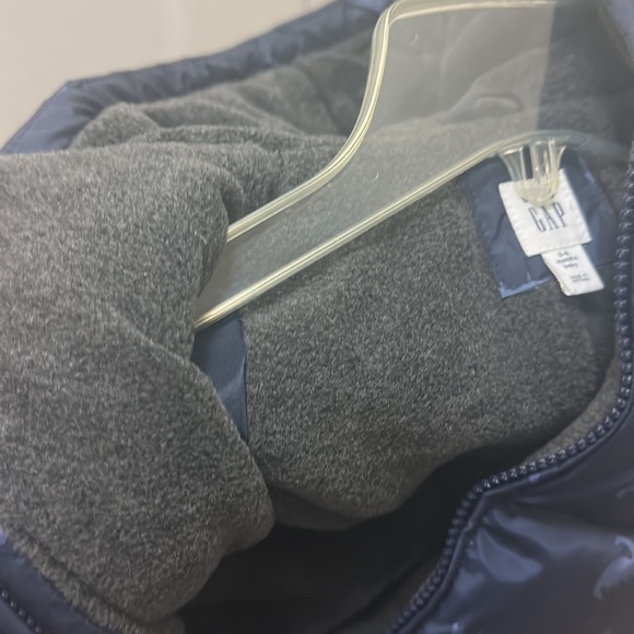 NWOT Gap Dino newborn snow suit size 0-6months - Picture 7 of 7